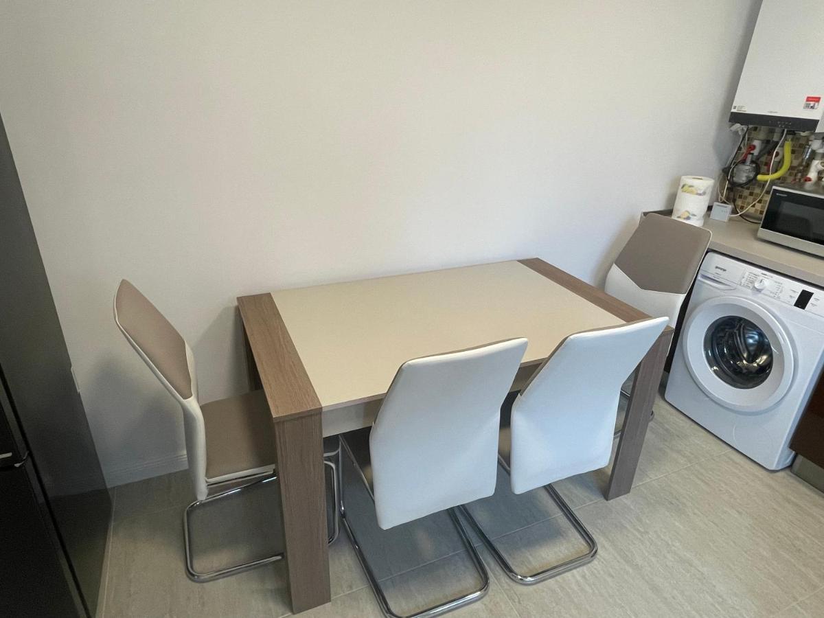 Apusului Residence บูคาเรสต์ ภายนอก รูปภาพ